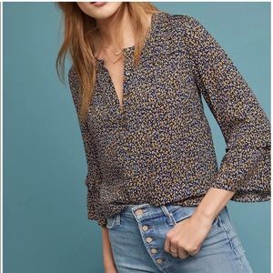 ANTHROPOLOGIE Maeve black dainty floral Berwick bell sleeve top Medium